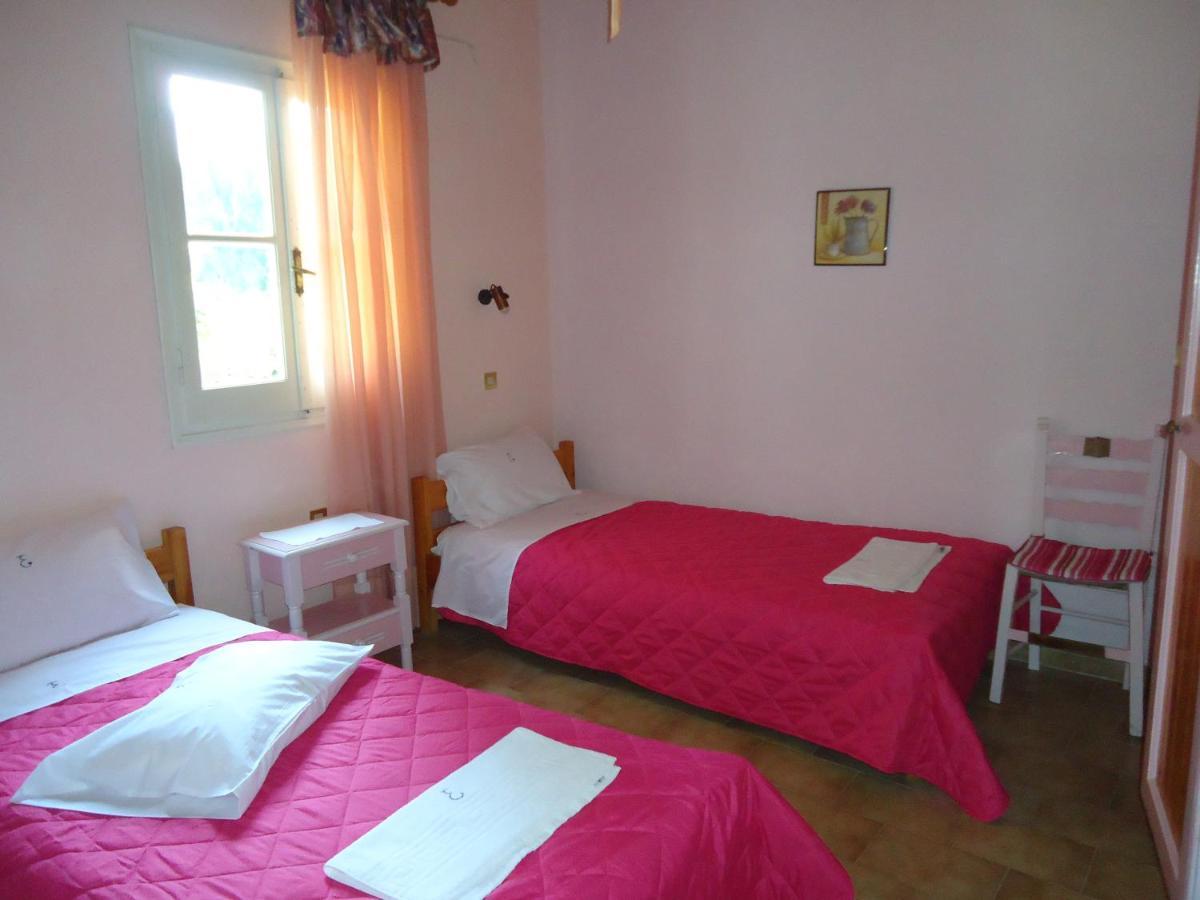 Errika Apartment อิปโซส ภายนอก รูปภาพ